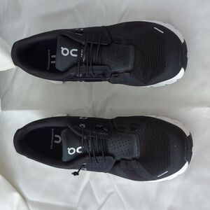 On Black White shoe 11